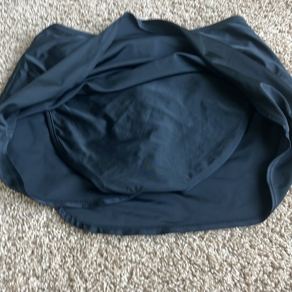Assets by Spanx Swim Skirt Size M - Picture 7 of 7